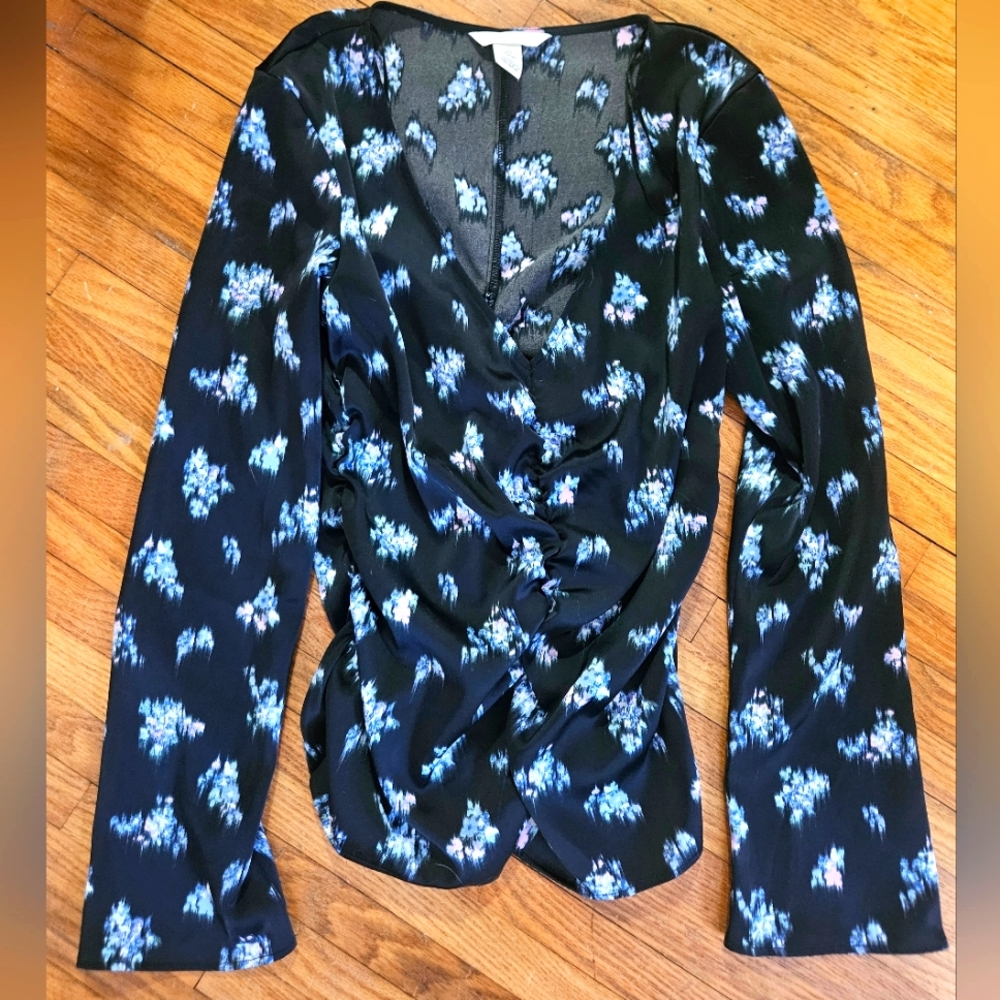 H&M Black Silky Women's Blouse with Blue Floral print size S flowy sleeves